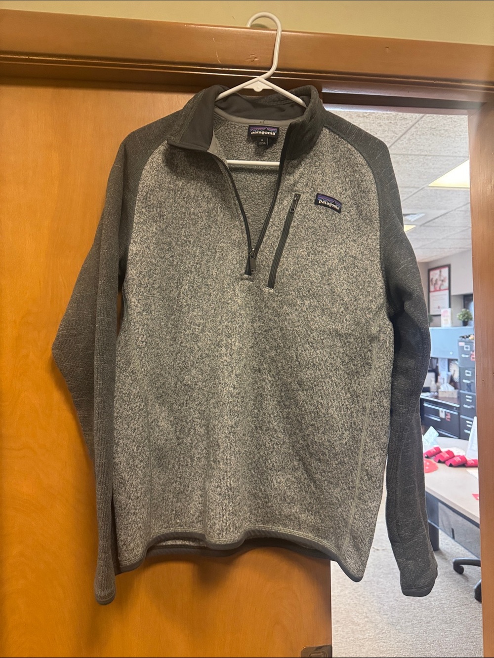 Patagonia Men's Heather Gray & Charcoal Quarter-Zip Fleece Pullover